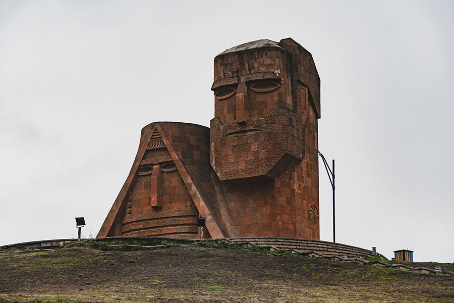 Nous sommes nos montagnes à Stepanakert
